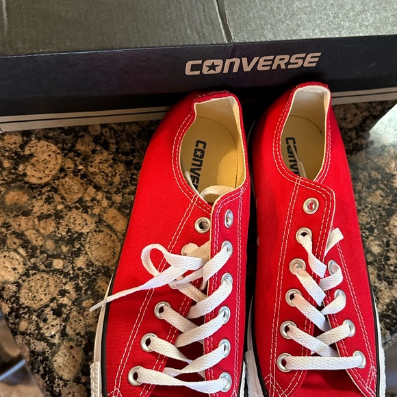 Red Converse All Star - Picture 5 of 5